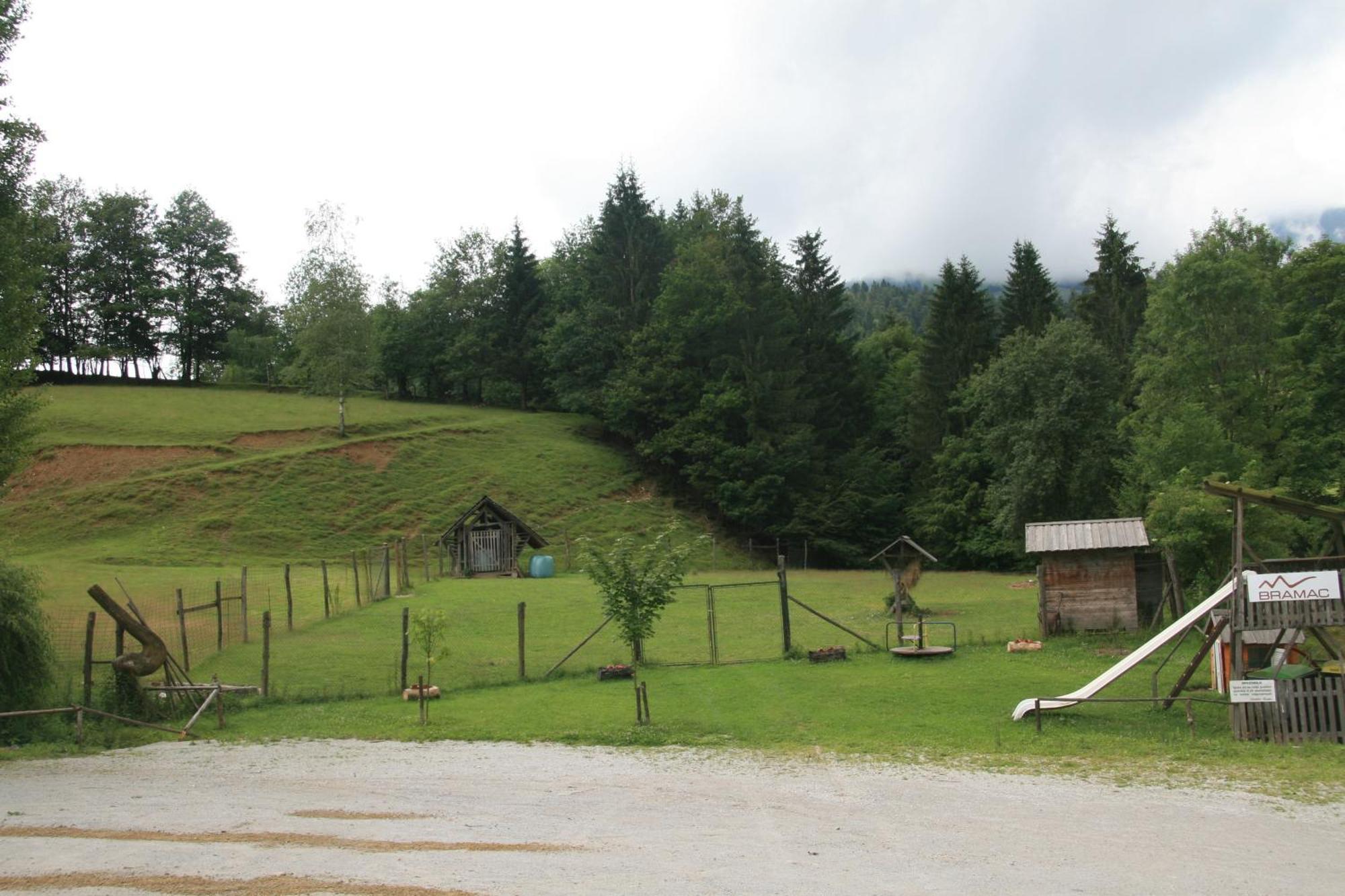 Guest House Kveder Skofja Loka Bagian luar foto