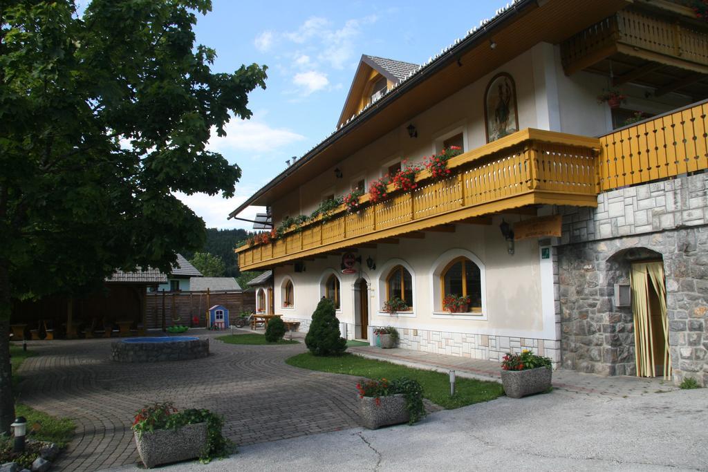 Guest House Kveder Skofja Loka Bagian luar foto